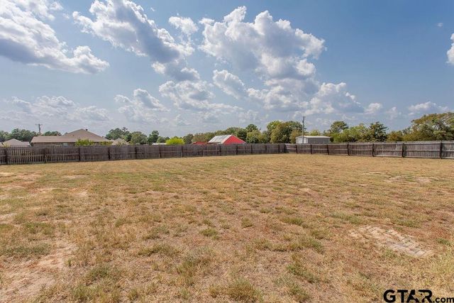 14308 County Road 452, Lindale, TX 75771