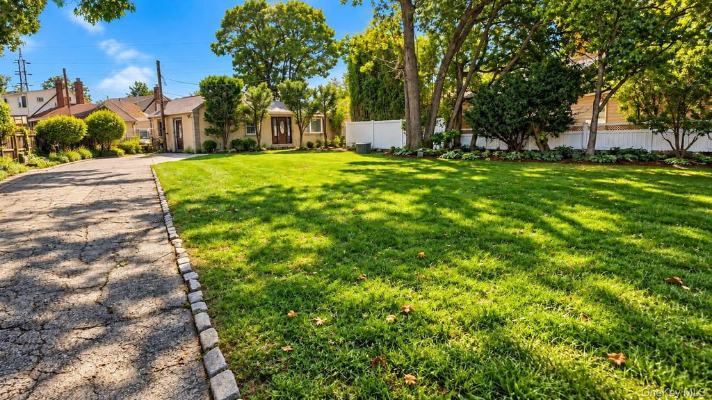 380 Sheridan Boulevard, Inwood, NY 11096 — photo 3
