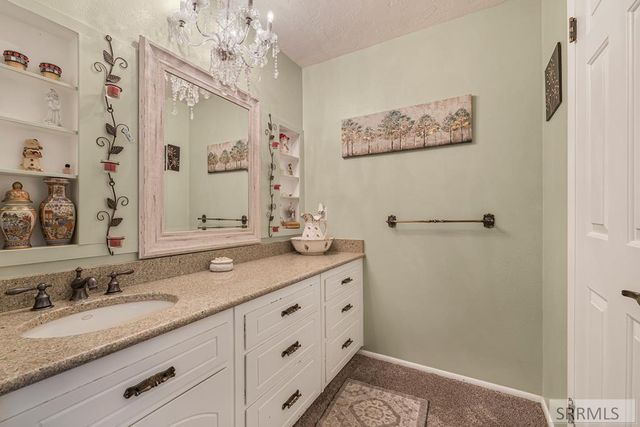 2374 Belmont Avenue, Idaho Falls, ID 83404