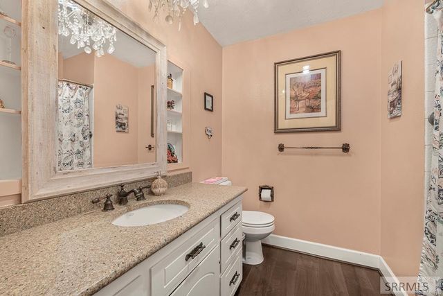 2374 Belmont Avenue, Idaho Falls, ID 83404