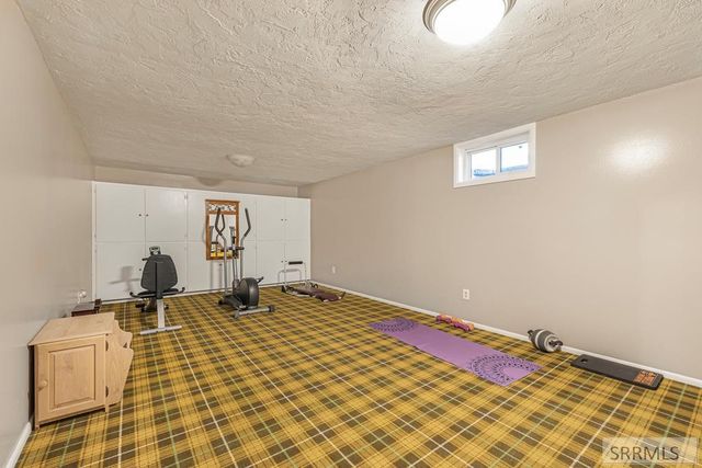 2374 Belmont Avenue, Idaho Falls, ID 83404