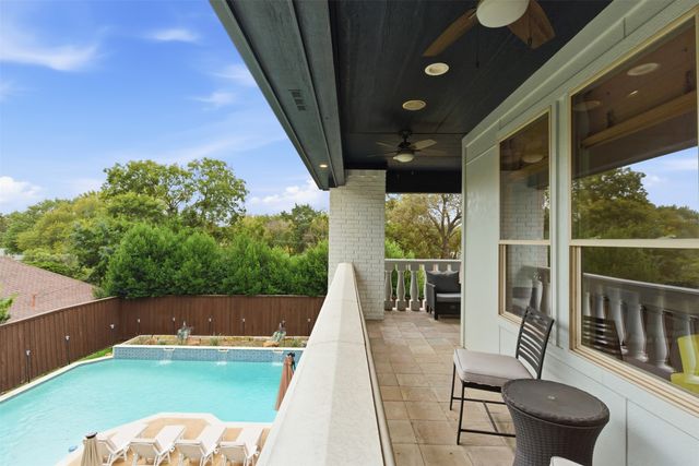 1404 Sylvan Avenue, Dallas, TX 75208