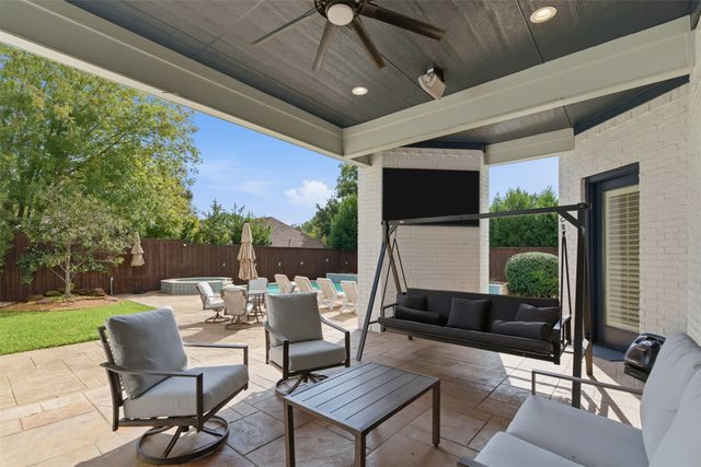 1404 Sylvan Avenue, Dallas, TX 75208