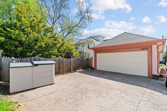 1629 W 25th Street, Minneapolis, MN 55405