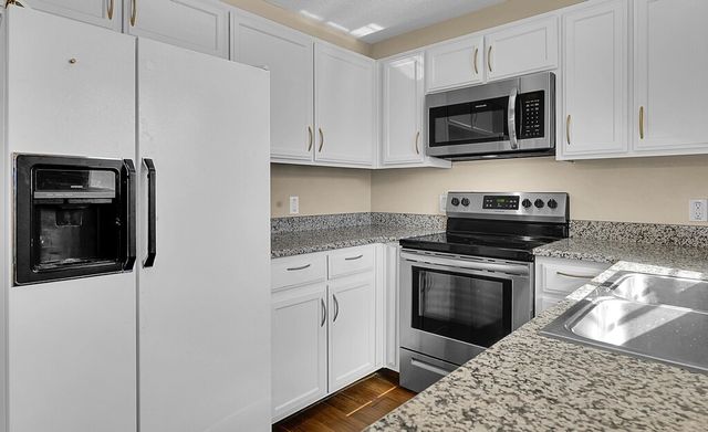 204 Wildcat Drive, Waco, TX 76705