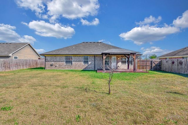 204 Wildcat Drive, Waco, TX 76705