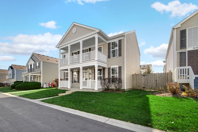 1653 Victoria Park Circle, Aurora, IL 60504