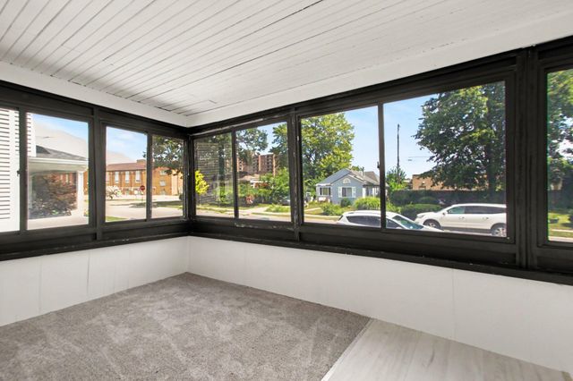 23115 Berdeno Avenue, Hazel Park, MI 48030