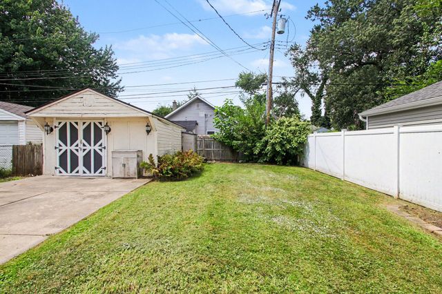 23115 Berdeno Avenue, Hazel Park, MI 48030