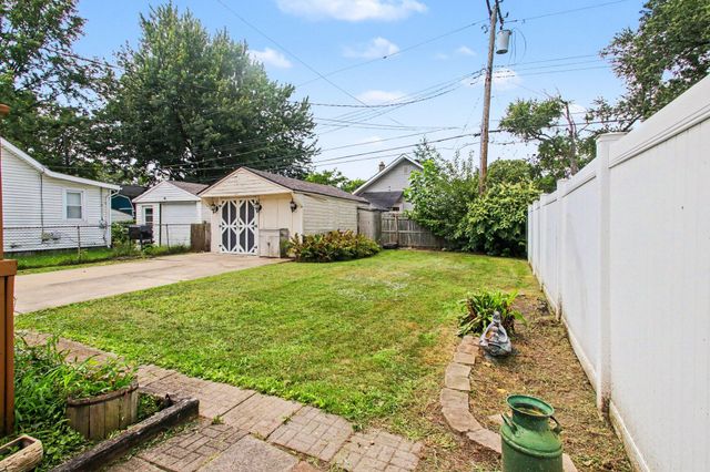 23115 Berdeno Avenue, Hazel Park, MI 48030