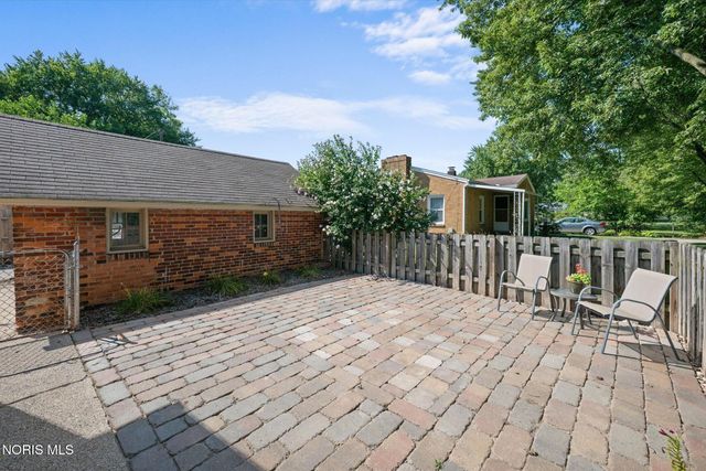 5905 Livingston Drive, Toledo, OH 43613