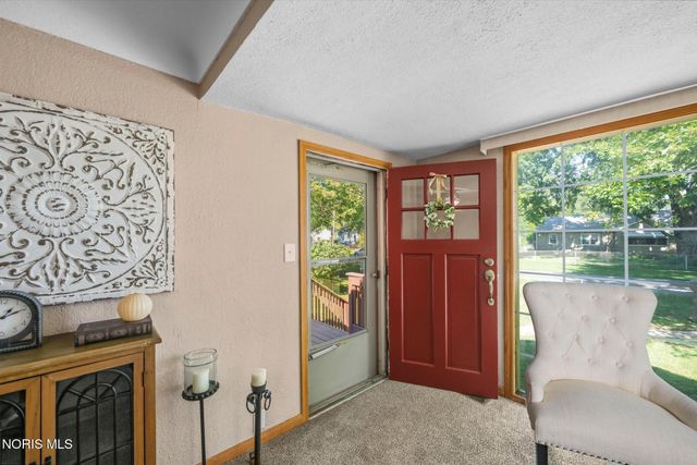 5905 Livingston Drive, Toledo, OH 43613