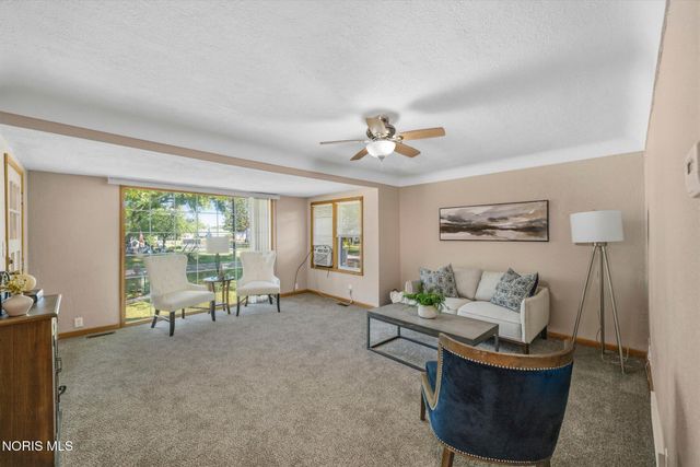 5905 Livingston Drive, Toledo, OH 43613