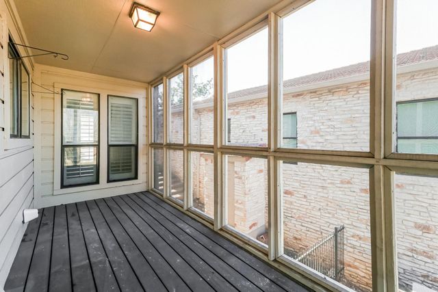 208 Crescent BLF, Lakeway, TX 78734