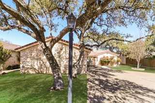 208 Crescent BLF, Lakeway, TX 78734