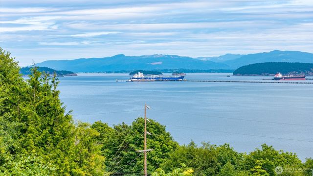 4115 Mitchell Drive, Anacortes, WA 98221