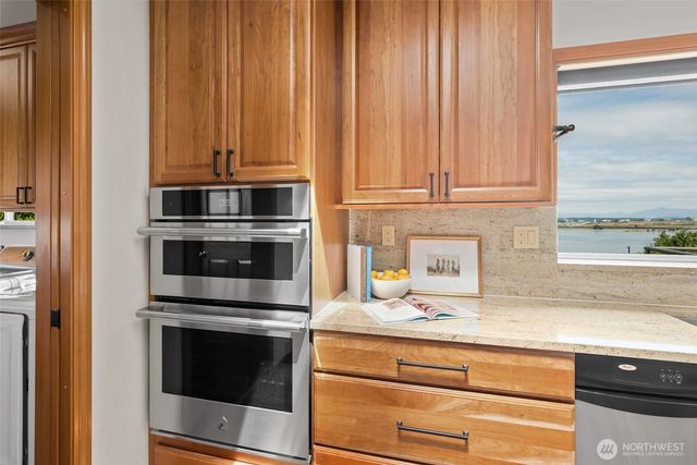 4115 Mitchell Drive, Anacortes, WA 98221