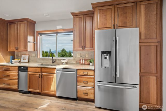 4115 Mitchell Drive, Anacortes, WA 98221