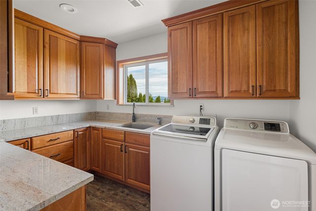 4115 Mitchell Drive, Anacortes, WA 98221