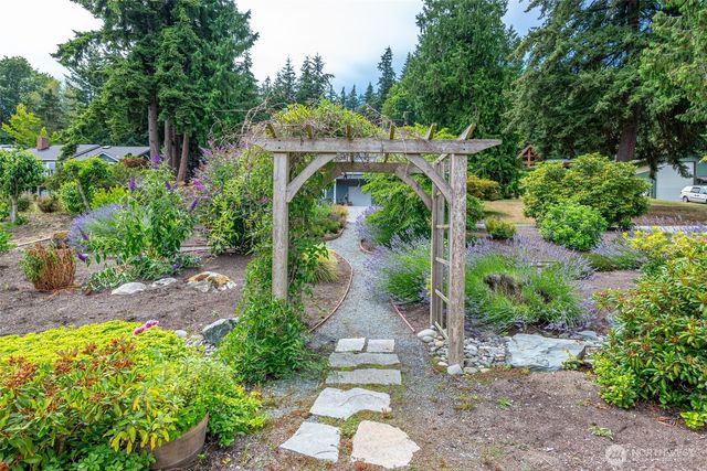 4115 Mitchell Drive, Anacortes, WA 98221