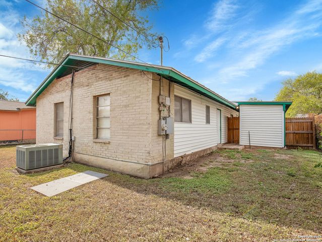 1818 Adamston, San Antonio, TX 78220