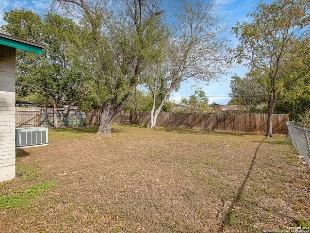 1818 Adamston, San Antonio, TX 78220