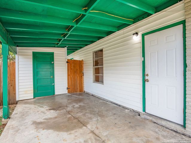 1818 Adamston, San Antonio, TX 78220