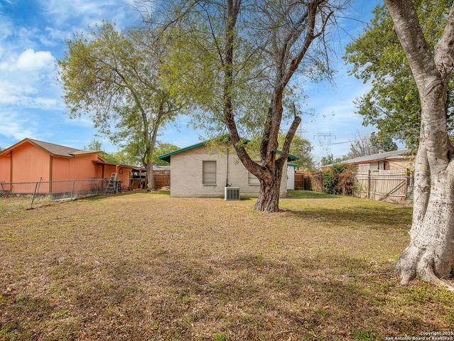 1818 Adamston, San Antonio, TX 78220