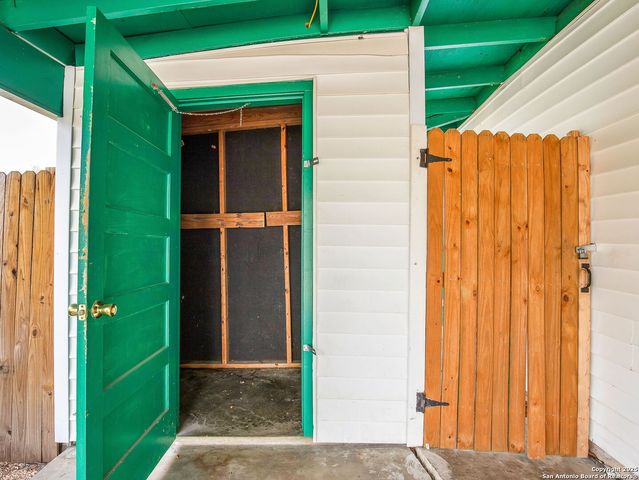 1818 Adamston, San Antonio, TX 78220