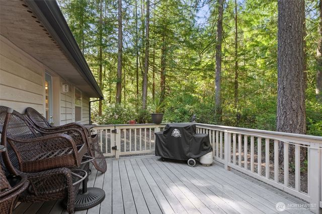 662 E Portage Road, Shelton, WA 98584