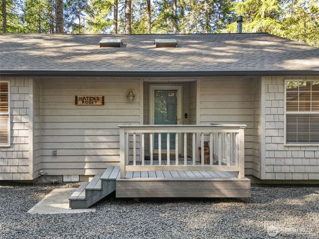 662 E Portage Road, Shelton, WA 98584