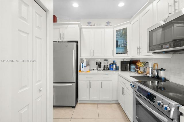 6005 NW 104th Path 6005, Doral, FL 33178