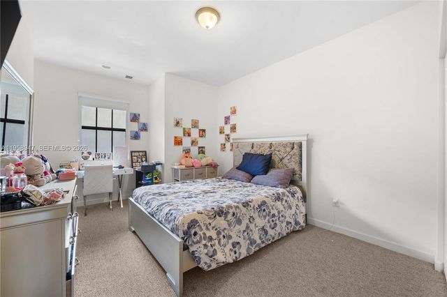 6005 NW 104th Path 6005, Doral, FL 33178