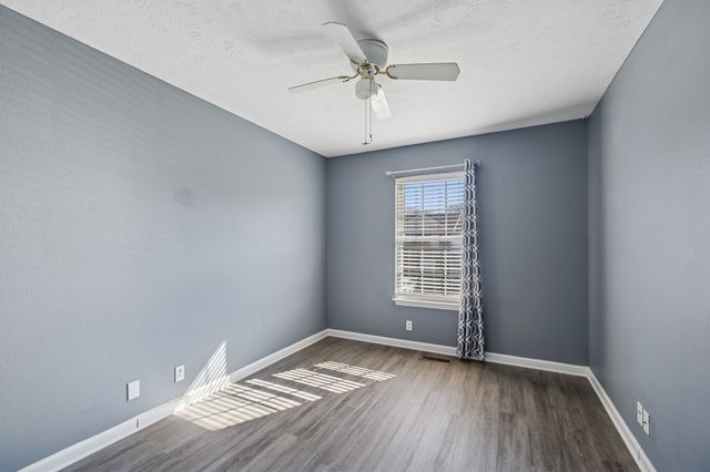 306 Arapaho Dr, Murfreesboro, TN 37128