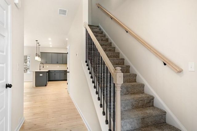 154 Red Oak Lane, Calhoun, GA 30701