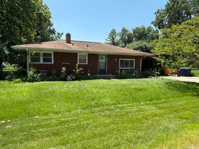 6100 Pershing Avenue, Downers Grove, IL 60516