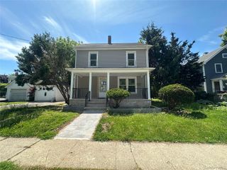 423 Hinman Place, Mamaroneck, NY 10543