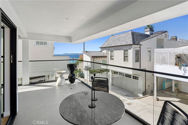215 Goldenrod, Corona Del Mar, CA 92625