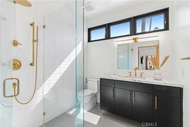 215 Goldenrod, Corona Del Mar, CA 92625
