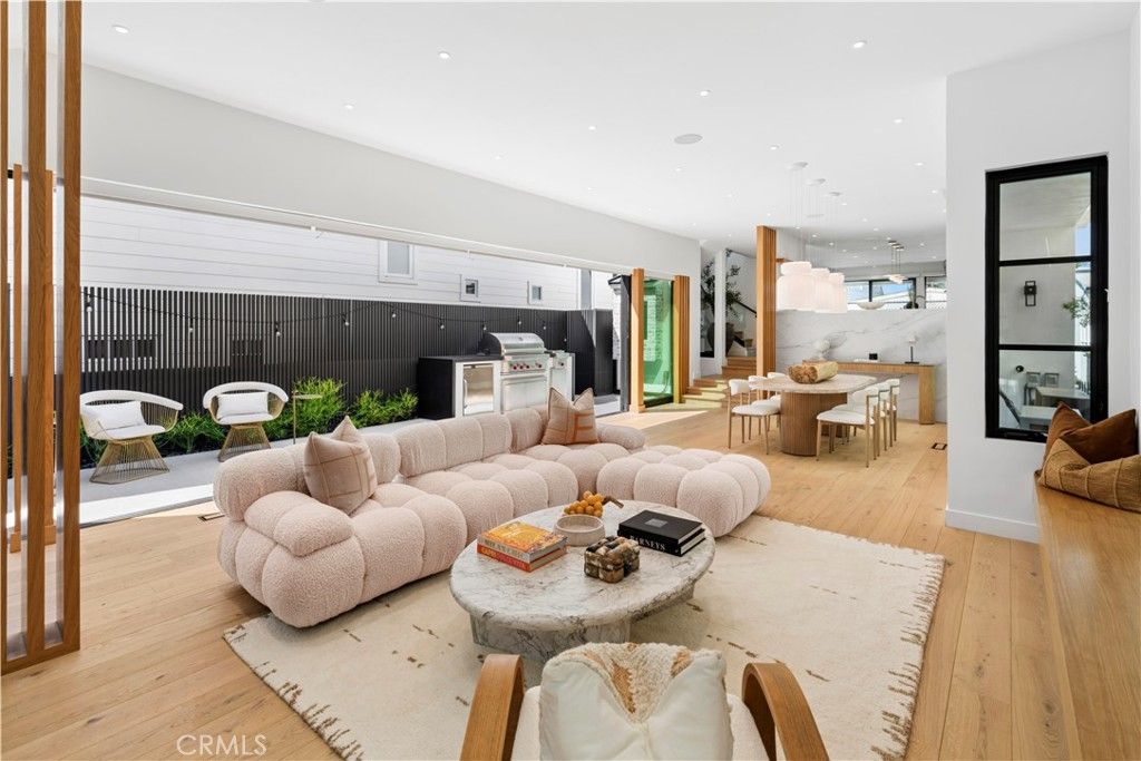215 Goldenrod, Corona Del Mar, CA 92625 — photo 4