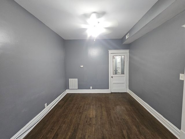 2532 S ALBANY Avenue 2, Chicago, IL 60623