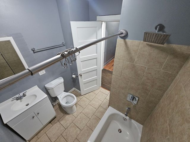 2532 S ALBANY Avenue 2, Chicago, IL 60623