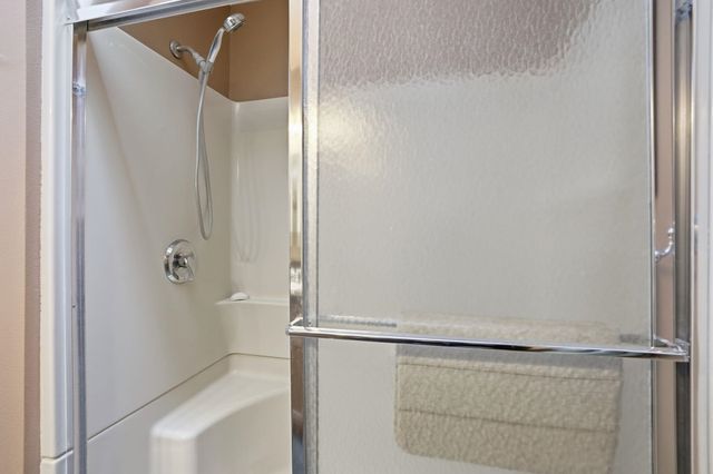 7407 W Ridgecrest Ave, Nine Mile Falls, WA 99026