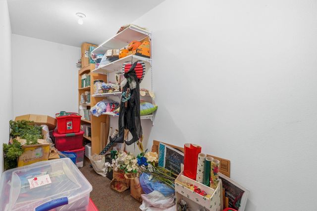 7407 W Ridgecrest Ave, Nine Mile Falls, WA 99026