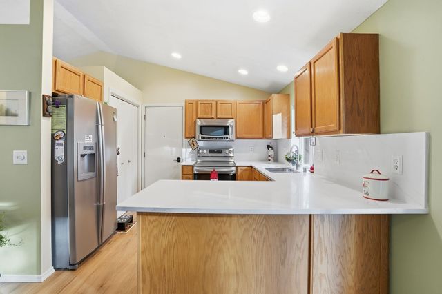 7407 W Ridgecrest Ave, Nine Mile Falls, WA 99026