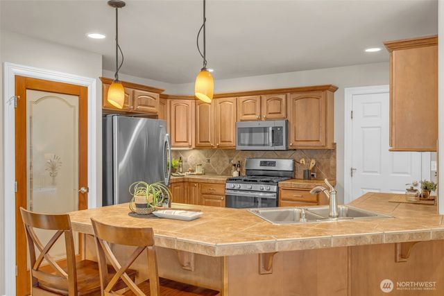14027 SE 278th Street, Kent, WA 98042