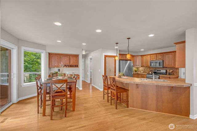 14027 SE 278th Street, Kent, WA 98042