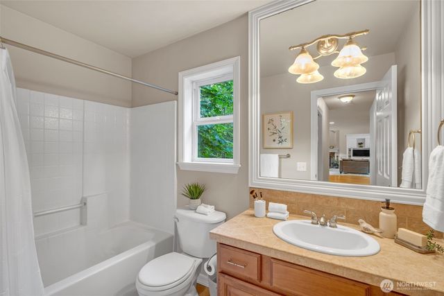 14027 SE 278th Street, Kent, WA 98042
