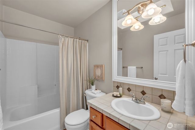 14027 SE 278th Street, Kent, WA 98042