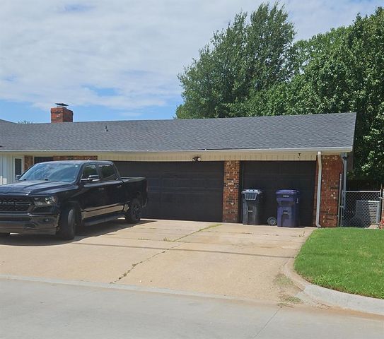12217 Greystone Terrace, Oklahoma City, OK 73120